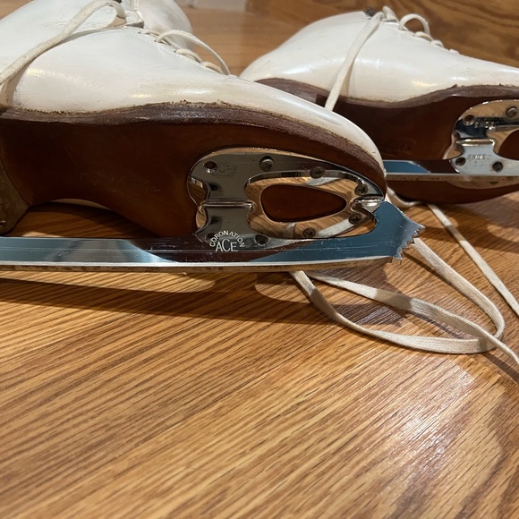 Harlick custom figure skates women 6 1/2-7 - Picture 4 of 12
